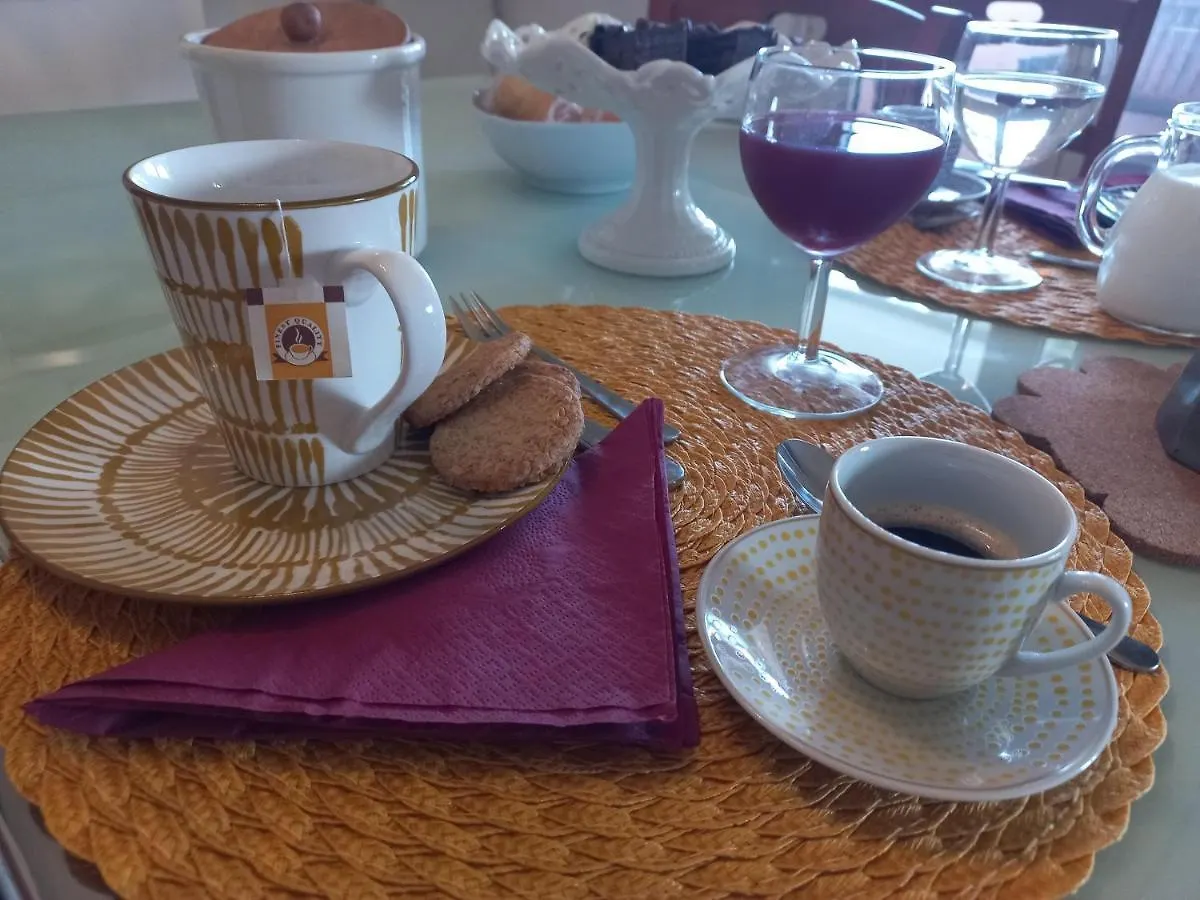 A Un Passo Da... B&B Elmas Frühstückspension