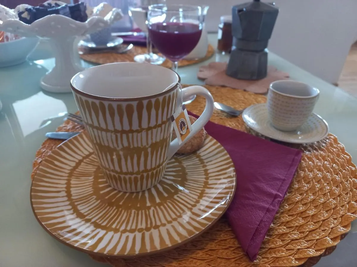 Frühstückspension A Un Passo Da... B&B Elmas Italien